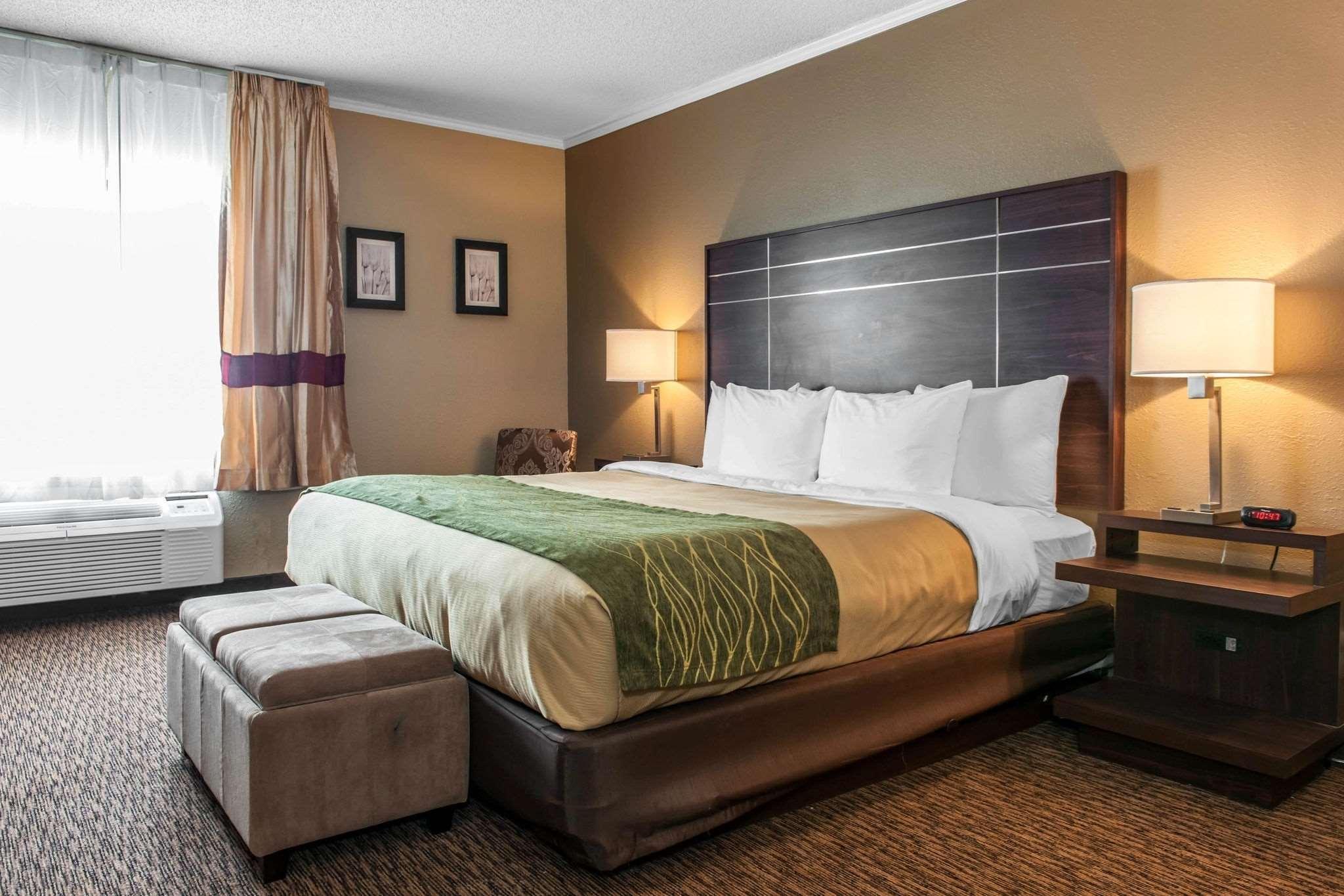 Spark By Hilton Fort Wayne Exterior photo