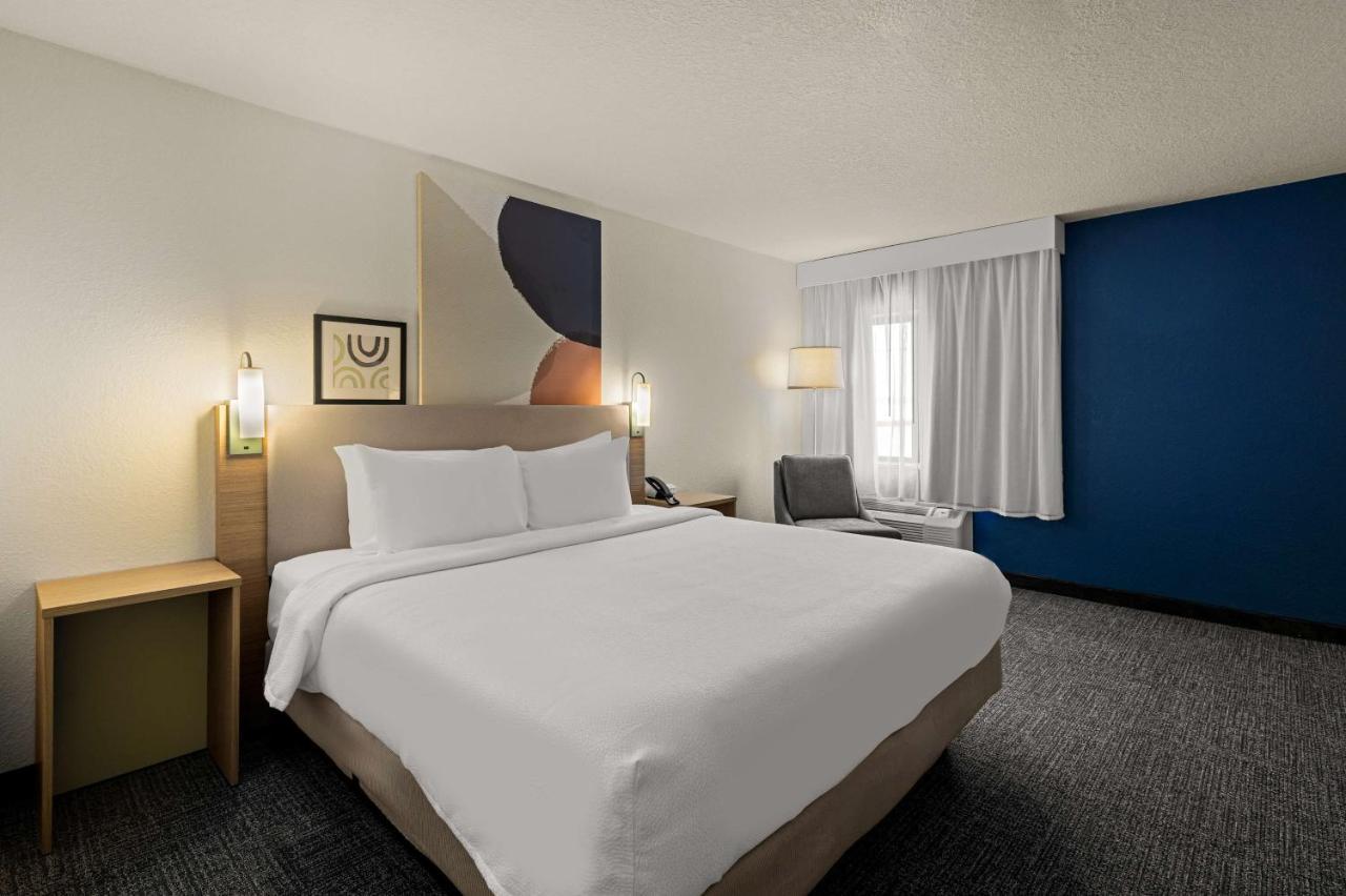 Spark By Hilton Fort Wayne Exterior photo