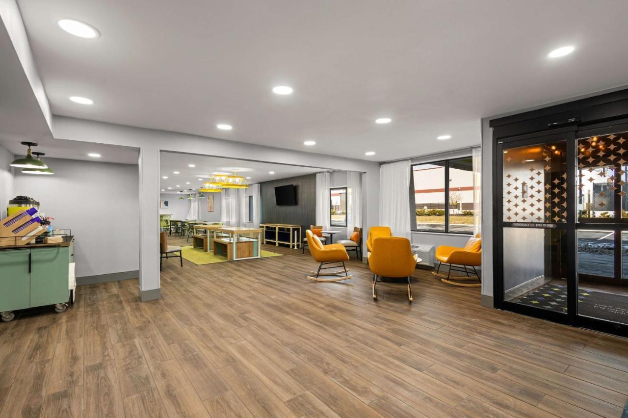 Spark By Hilton Fort Wayne Exterior photo
