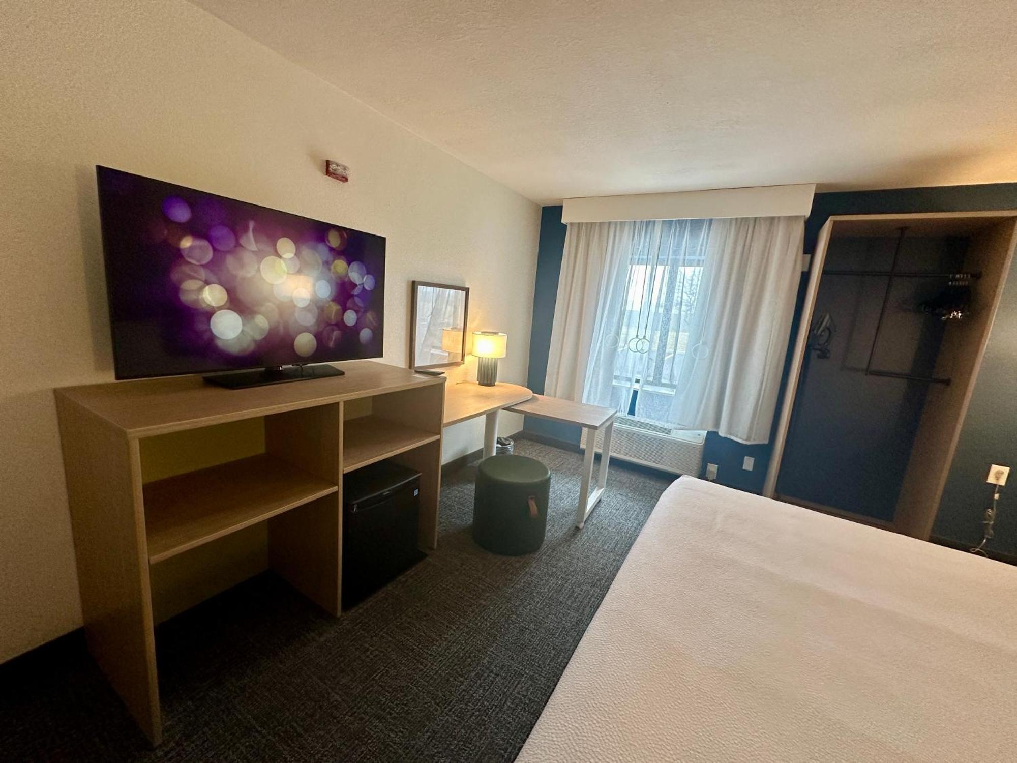 Spark By Hilton Fort Wayne Exterior photo